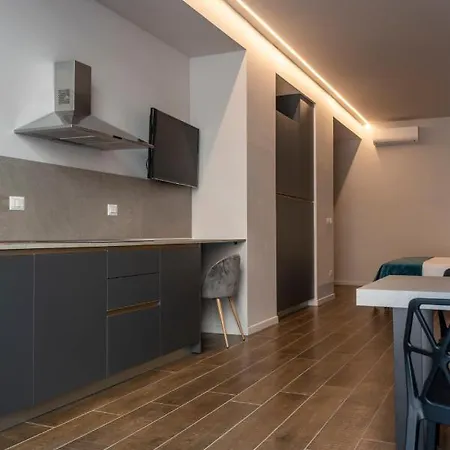 Astoria Boutique דירה